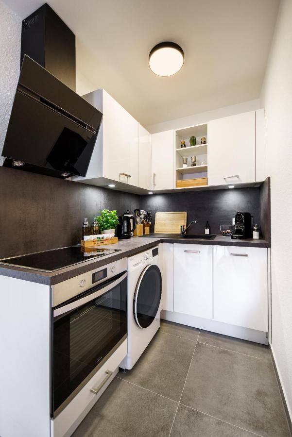 Staytona - Parkpl. - Balkon - Wlan - Netflix - Wfh Taunusstein Εξωτερικό φωτογραφία